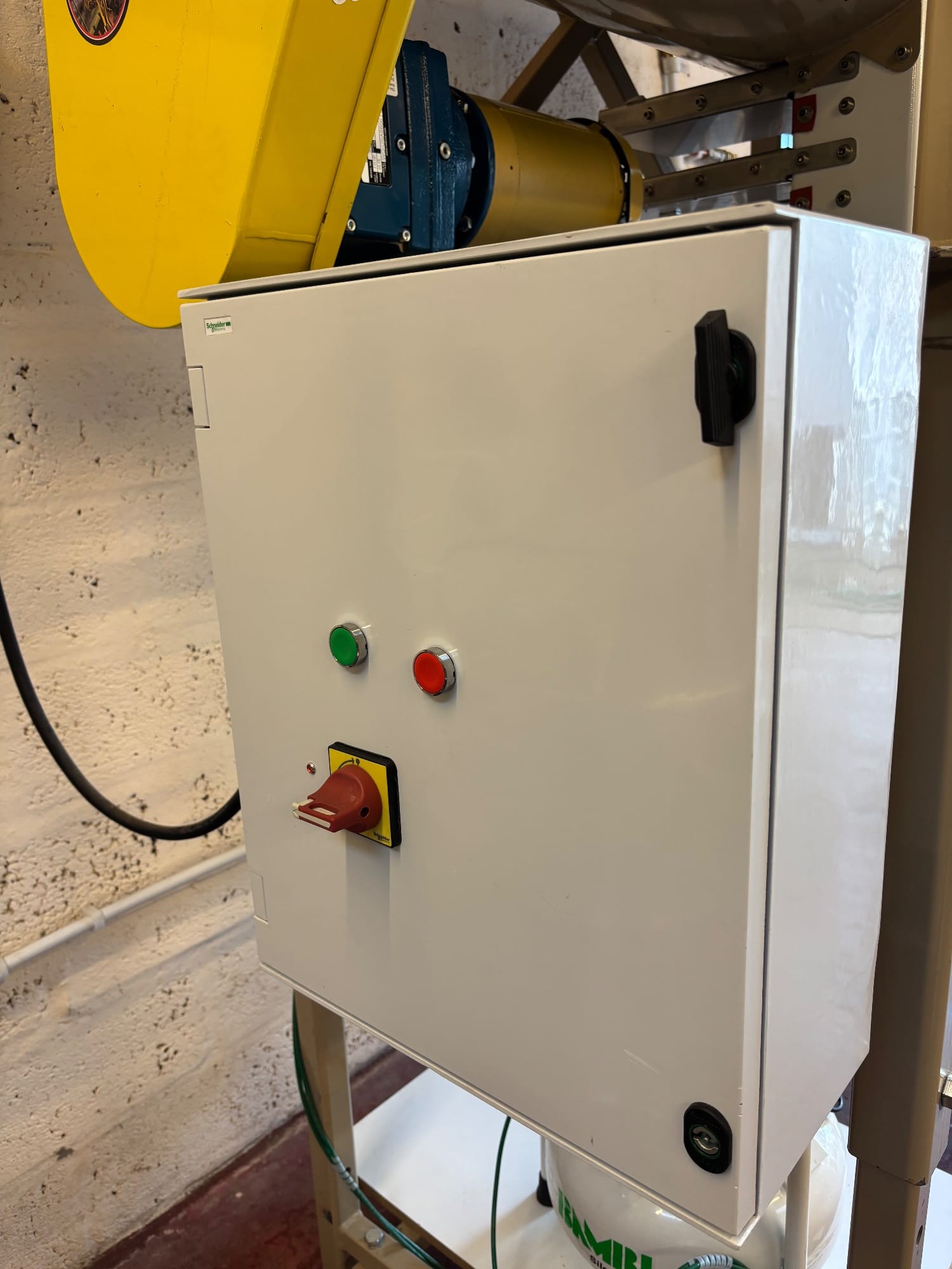 Control enclosure with start/stop and lockable isolator