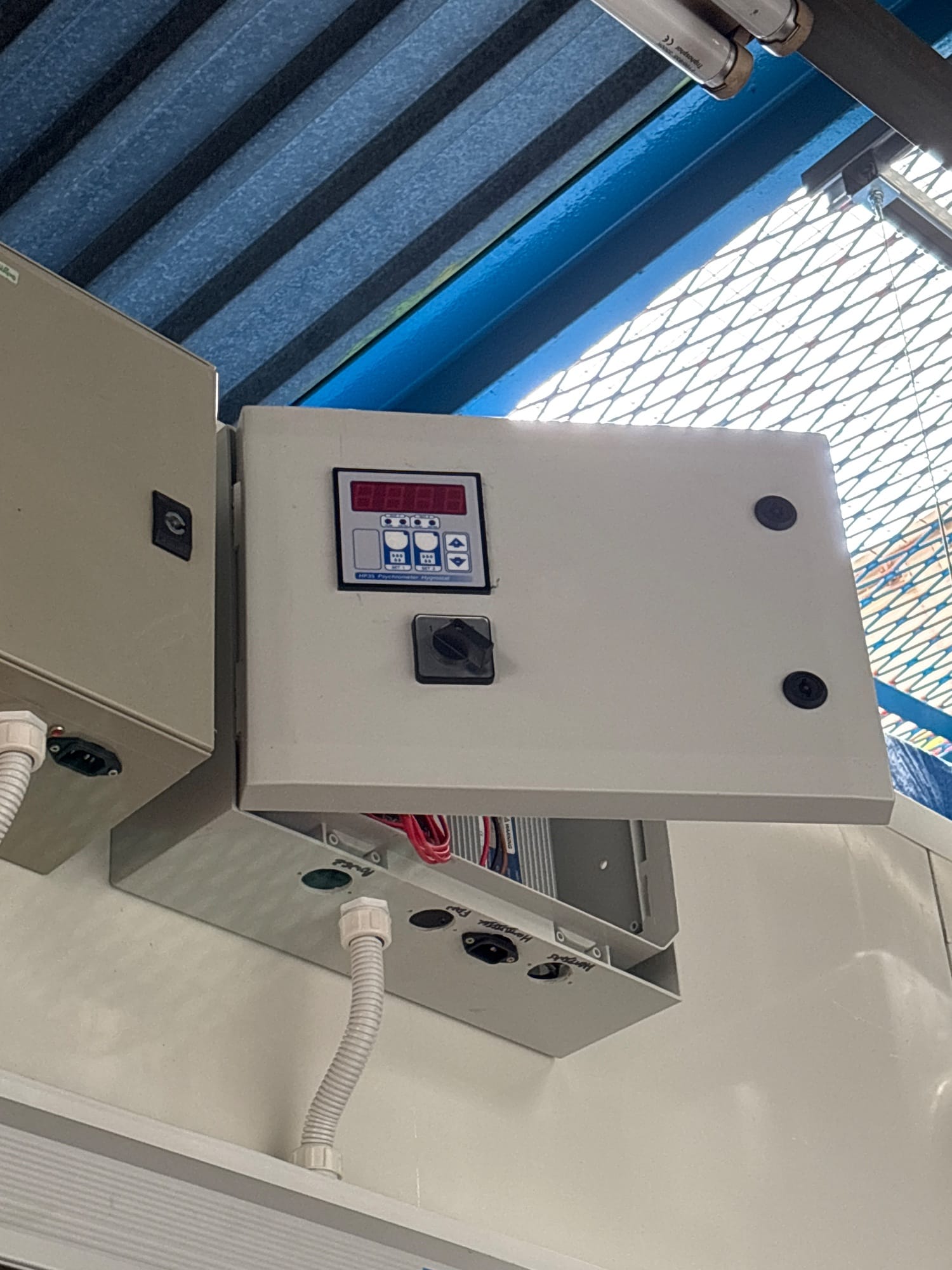 Humidity controller